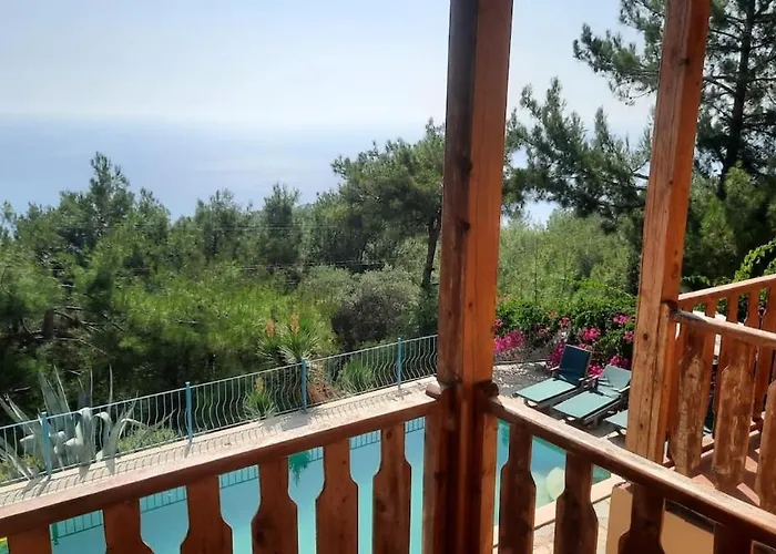 With Sea Views In Faralya 别墅