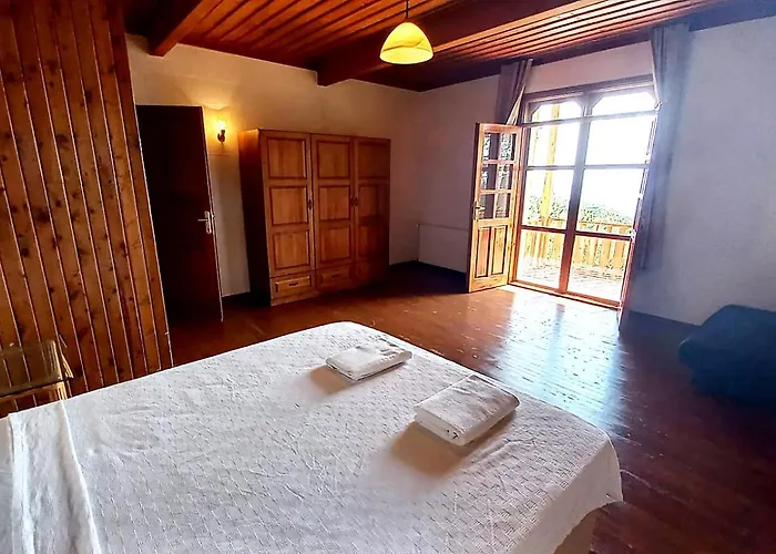 别墅 With Sea Views In Faralya