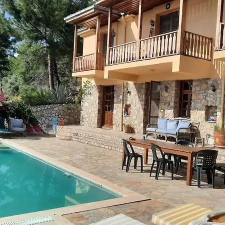 Vilă With Sea Views In Faralya *